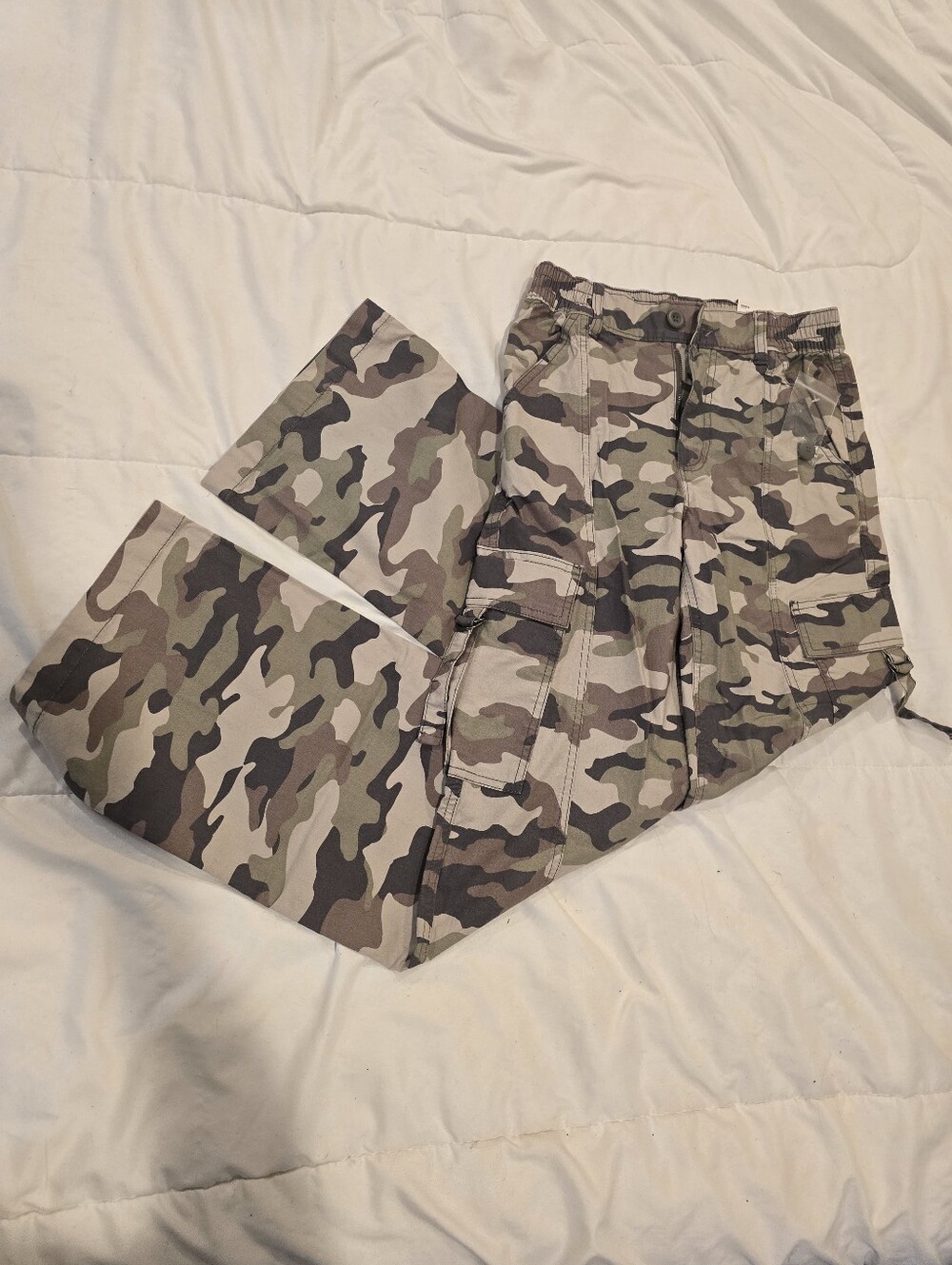 SO Womens NWT High Rise Cargo Wide Leg Pants Size XS